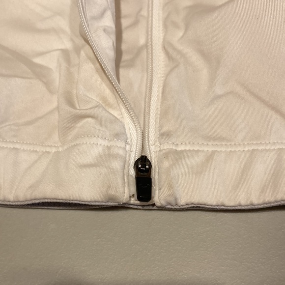 Under Armor Front Zip Sports Bra- Sz 38 D - Picture 4 of 6